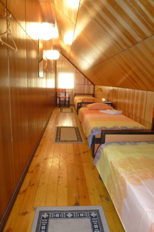 Kihelkonna Pastorate Guesthouse Oda fotoğraf